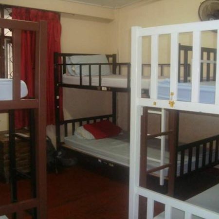 Khaosan Rainbow Hostel Бангкок Екстер'єр фото