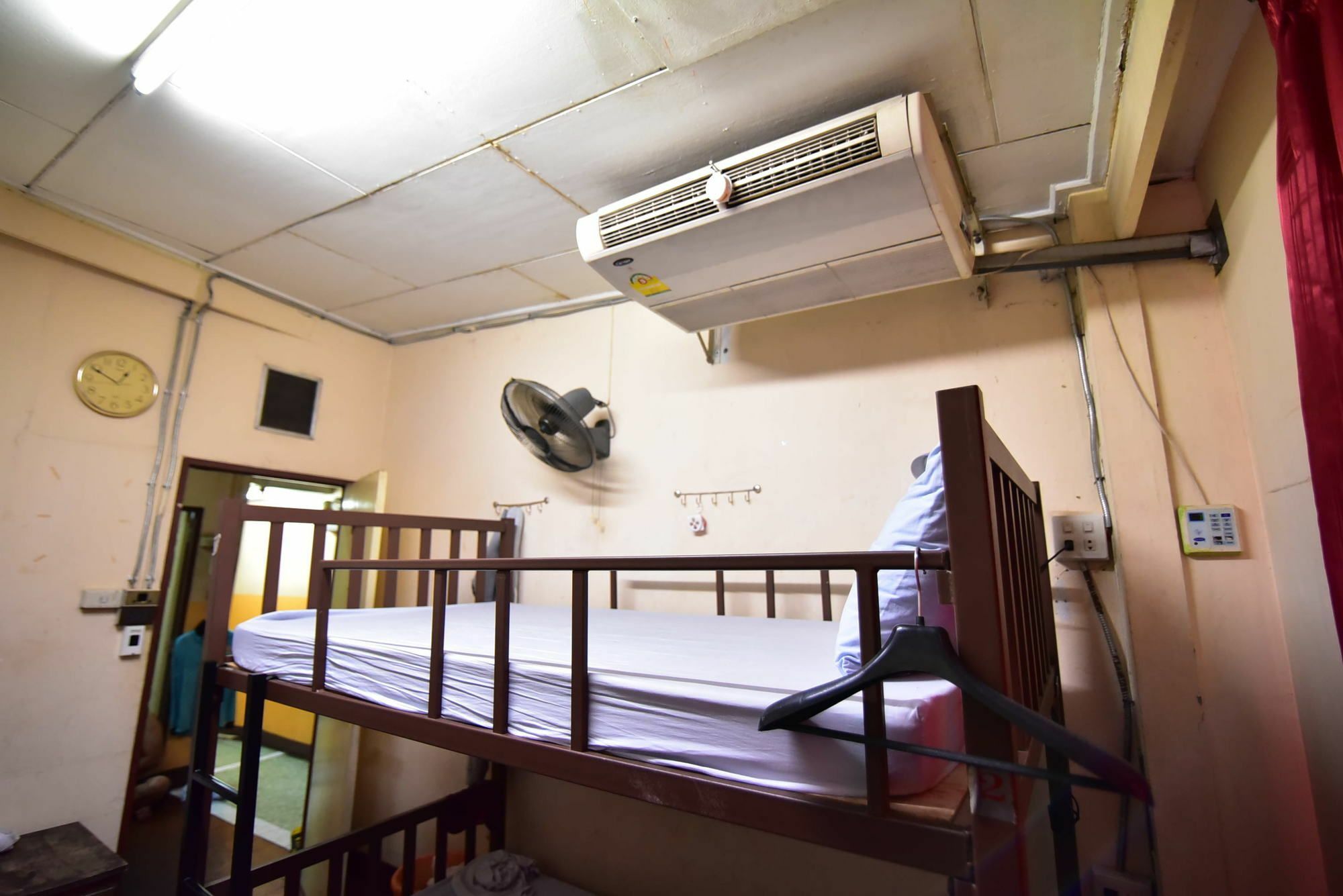 Khaosan Rainbow Hostel Бангкок Екстер'єр фото